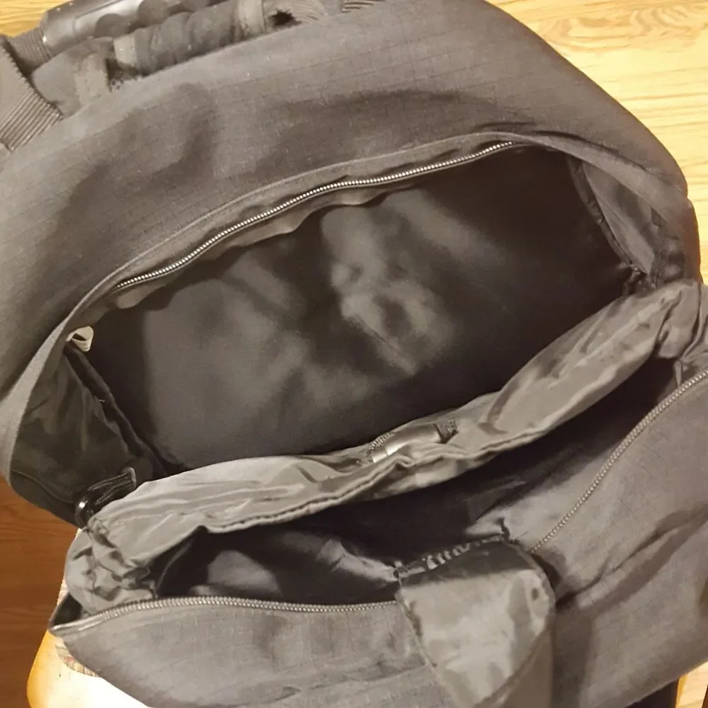 STM HAVEN COMPUTER BLACK BACKPACK PO# FL-2093 (3 EXPANDABLE
